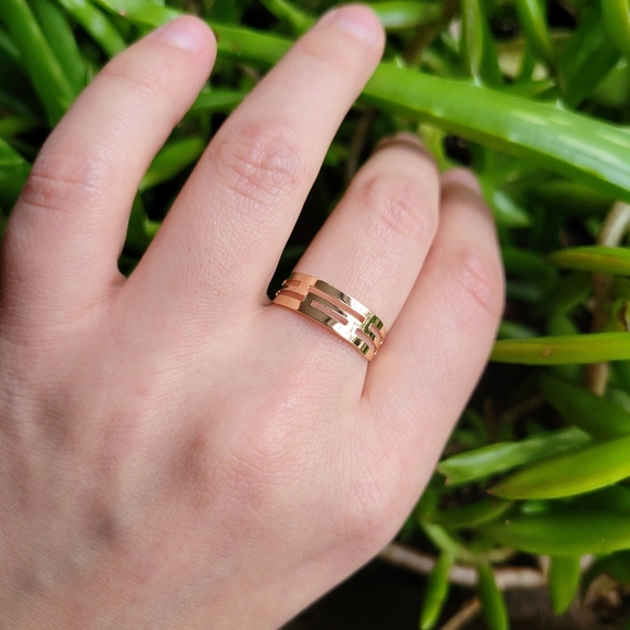 New Classic Gold Simple Geometric Ring Band & Toe Ring - Picture 8 of 9